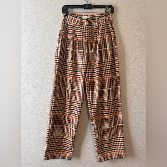 Plaid Suit Pants
ADD TO HEARTS
Love, Whit by Whitney Port - Picture 4 of 6